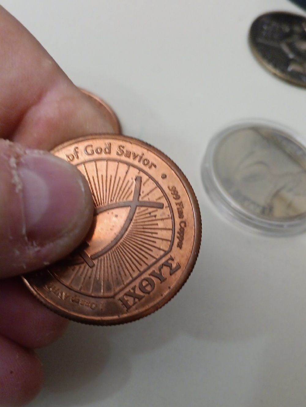 Decorative Copper-Colored Collectible 1 Ounce Coins - Set of 4 - Picture 3 of 3